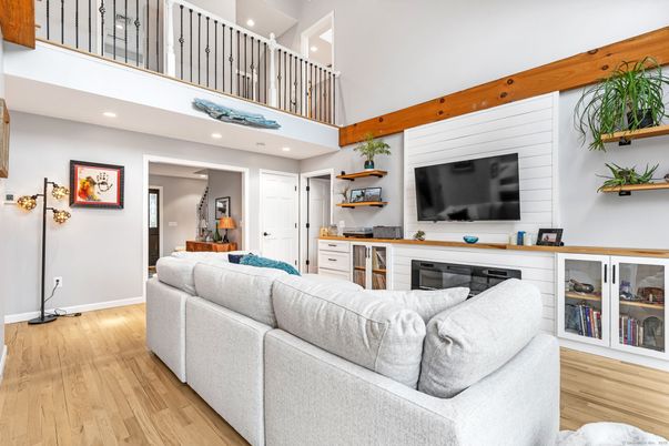 Interior, Living room, Recessed Lighting, Wooden Beams, Wood Texture Flooring