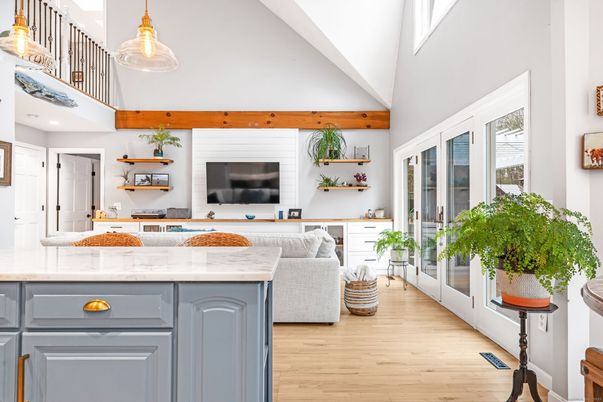 Interior, Kitchen, Living room, Pendant Lights, Recessed Lighting, Wooden Beams, Wood Texture Flooring
