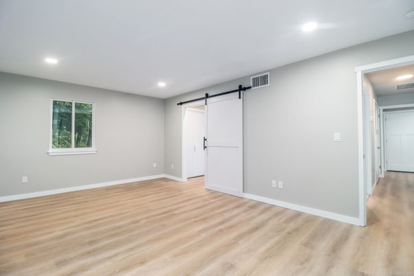 Empty room, Interior, Recessed Lighting, Wood Texture Flooring