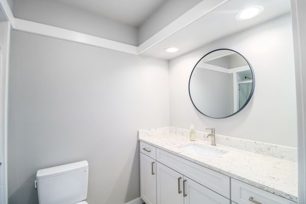 Bathroom, Interior, Recessed Lighting