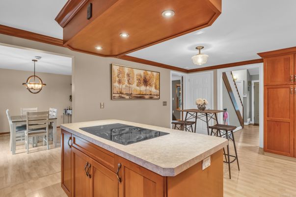 Dining room, Interior, Pendant Lights, Recessed Lighting, Wood Texture Flooring
