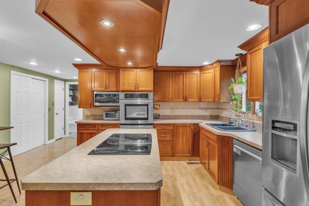 Interior, Kitchen, Recessed Lighting, Wood Texture Flooring