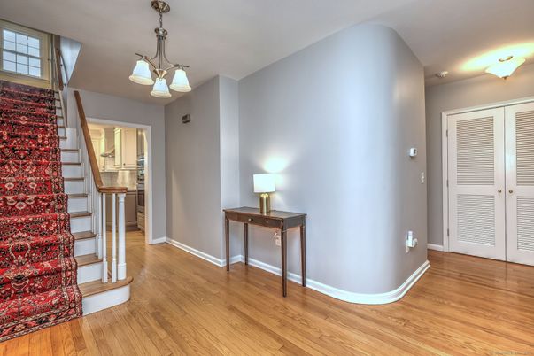 Interior, Pendant Lights, Wood Texture Flooring