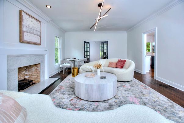 Fireplace, Interior, Living room, Pendant Lights, Recessed Lighting, Wood Texture Flooring