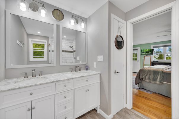Bathroom, Dual Sink Vanities, Interior, Wood Texture Flooring