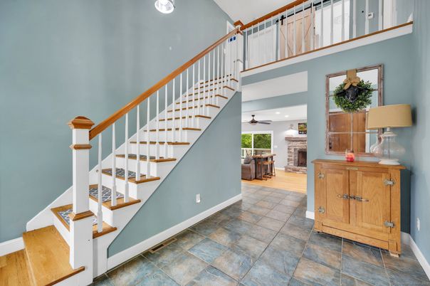 Fireplace, Interior, Recessed Lighting