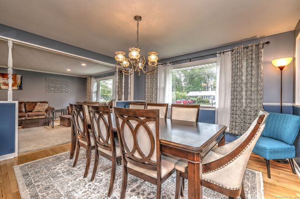 Chandelier, Dining room, Interior, Recessed Lighting, Wood Texture Flooring