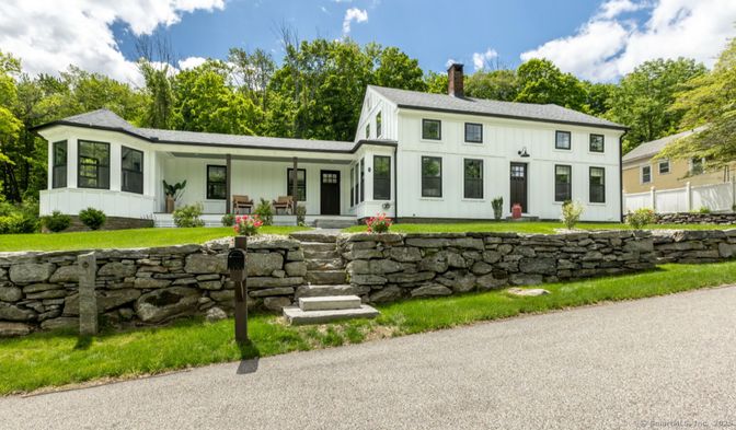Backyard, Exterior, Facade, Farmhouse