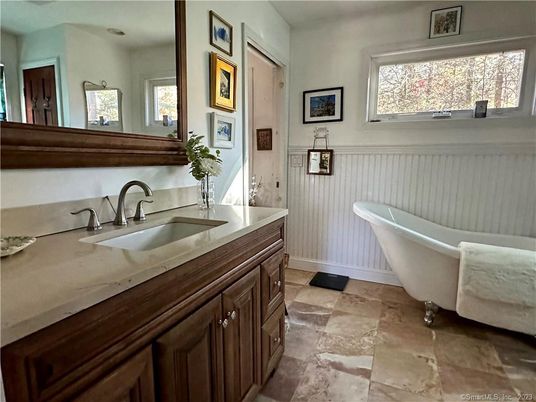 Bathroom, Free Standing Baths, Interior