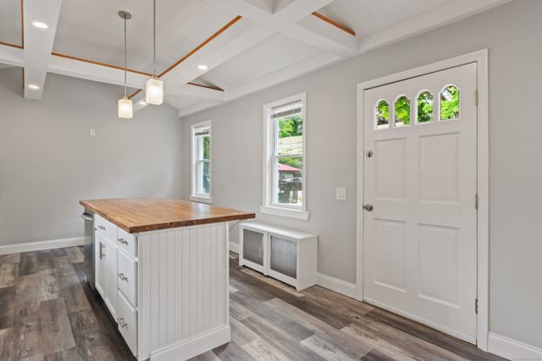 Interior, Pendant Lights, Recessed Lighting, Wood Texture Flooring