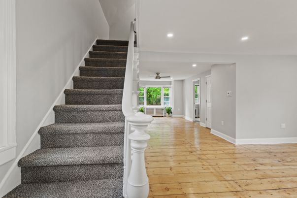 Interior, Recessed Lighting, Wood Texture Flooring