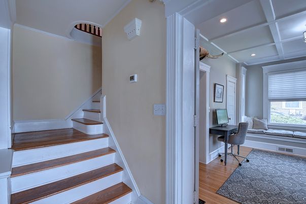 Home Office, Interior, Recessed Lighting, Wood Texture Flooring
