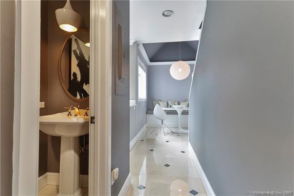 Bathroom, Interior, Pendant Lights, Recessed Lighting
