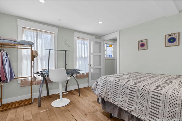 DE Listing image placeholder