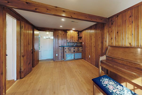 Empty room, Interior, Recessed Lighting, Wood Texture Flooring, Wooden Walls