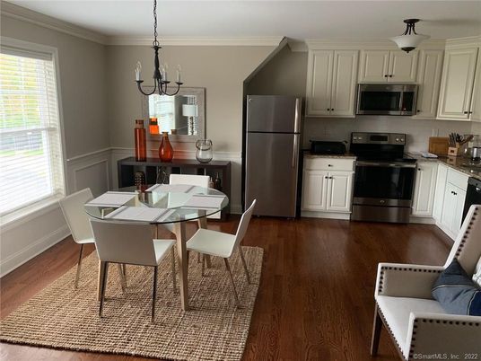 Chandelier, Dining room, Interior, Kitchen, Pendant Lights, Wood Texture Flooring