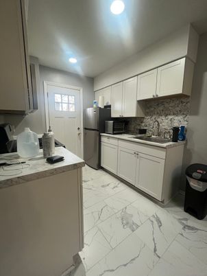Interior, Kitchen, Marble, Recessed Lighting