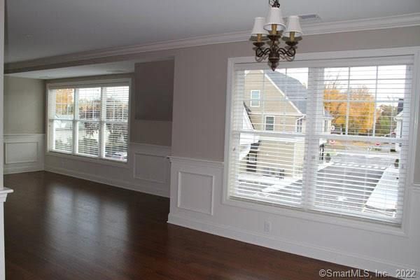 Chandelier, Empty room, Interior, Wood Texture Flooring
