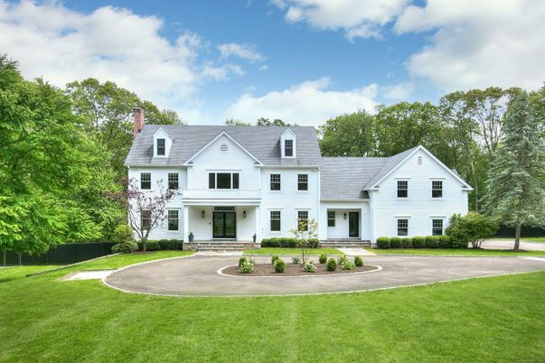 Backyard, Exterior, Facade, Farmhouse