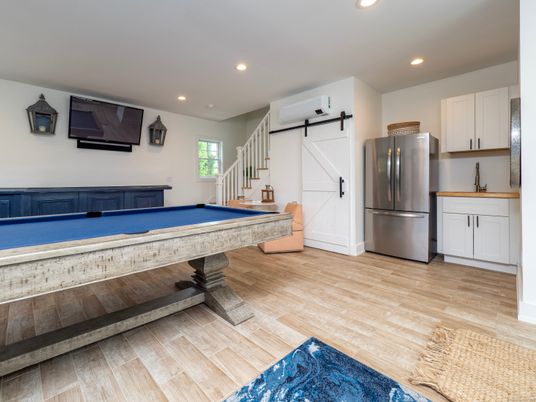 Billiard Table, Game Room, Interior, Recessed Lighting, Wood Texture Flooring