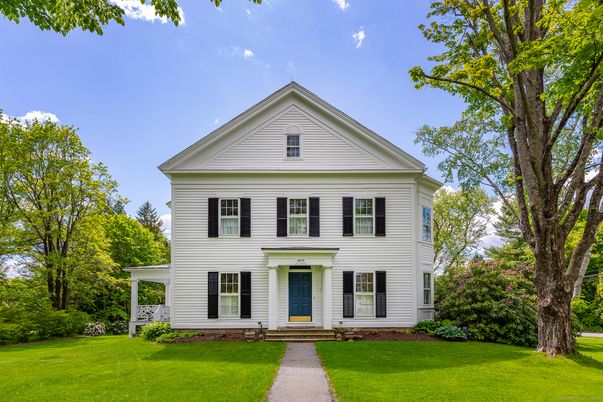 Backyard, Exterior, Facade, Georgian