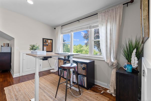 Home Office, Interior, Recessed Lighting, Wood Texture Flooring