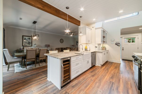 Dining room, Interior, Kitchen, Pendant Lights, Recessed Lighting, Stainless Steel Appliances, Wood Texture Flooring