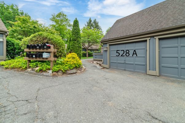 Detached Garage, Exterior