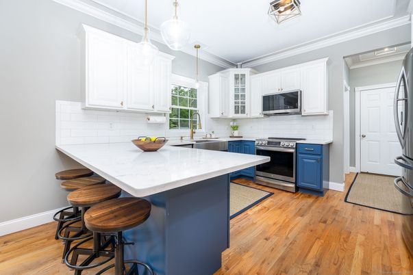 Interior, Kitchen, Pendant Lights, Stainless Steel Appliances, Wood Texture Flooring