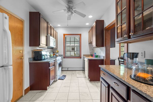 Interior, Kitchen, Marble, Recessed Lighting