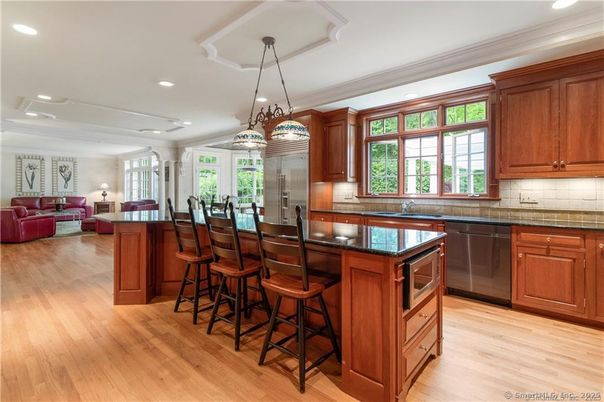 Interior, Kitchen, Living room, Pendant Lights, Recessed Lighting, Stainless Steel Appliances, Wood Texture Flooring