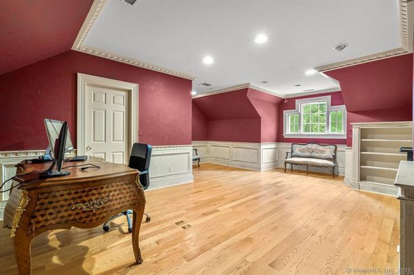 Home Office, Interior, Recessed Lighting, Wood Texture Flooring