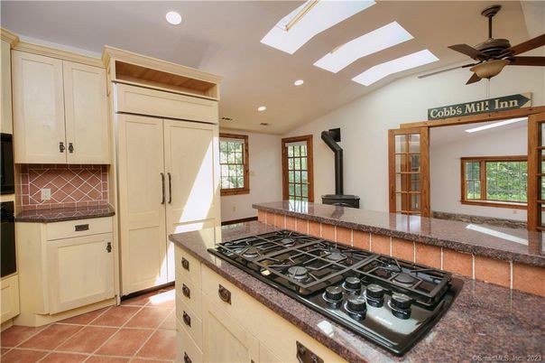 Interior, Kitchen, Recessed Lighting