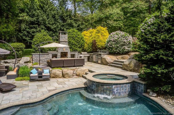 Exterior, Fireplace, Pool