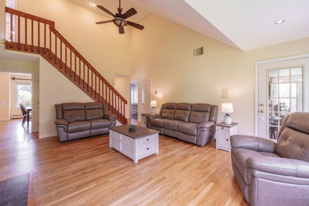 Interior, Living room, Recessed Lighting, Wood Texture Flooring