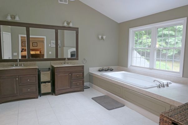 Bathroom, Dual Sink Vanities, Interior