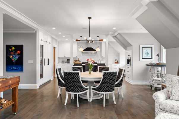 Dining room, Interior, Kitchen, Pendant Lights, Recessed Lighting, Stainless Steel Appliances, Wood Texture Flooring