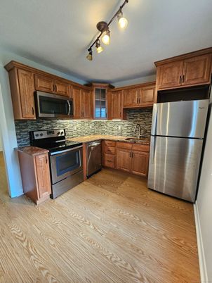 Interior, Kitchen, Stainless Steel Appliances, Wood Texture Flooring