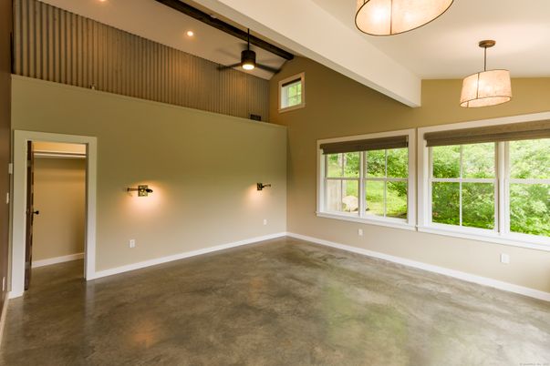Empty room, Interior, Pendant Lights, Recessed Lighting