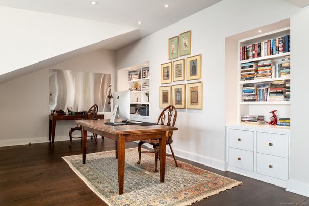 Home Office, Interior, Recessed Lighting, Wood Texture Flooring