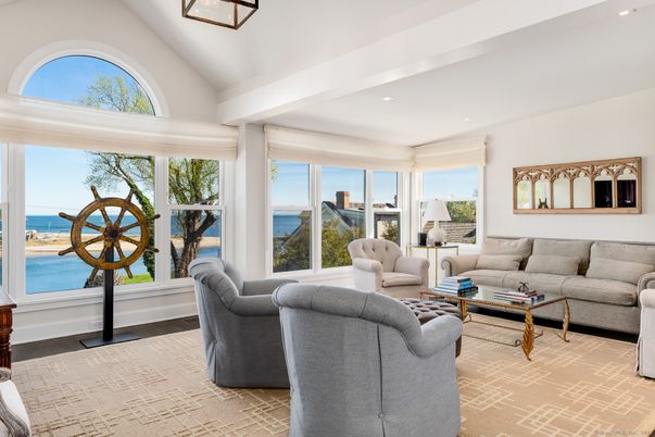 Interior, Living room, Recessed Lighting, Water
