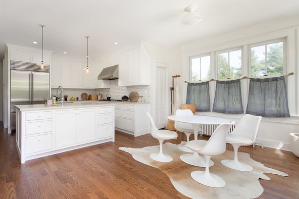 Dining room, Interior, Kitchen, Pendant Lights, Recessed Lighting, Stainless Steel Appliances, Wood Texture Flooring