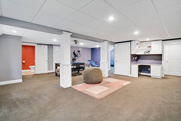 Fitness Equipment, Interior, Recessed Lighting