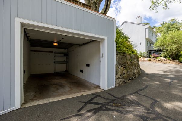Detached Garage, Exterior
