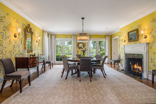 Chandelier, Dining room, Fireplace, Interior, Pendant Lights, Wood Texture Flooring