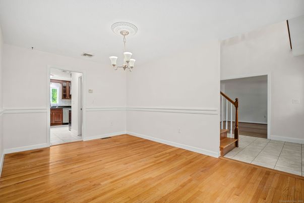 Chandelier, Empty room, Interior, Wood Texture Flooring