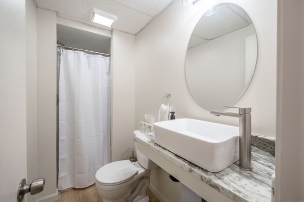 Bathroom, Interior