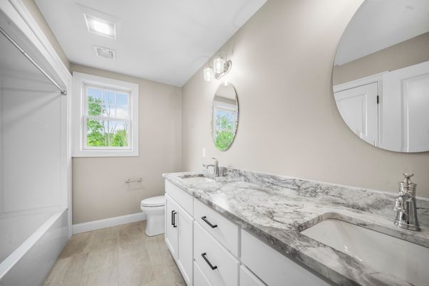 Bathroom, Dual Sink Vanities, Interior