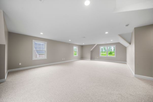 Empty room, Interior, Recessed Lighting