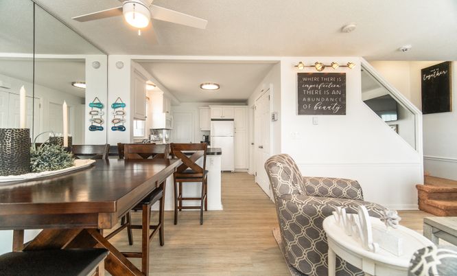 Dining room, Interior, Kitchen, Recessed Lighting, Wood Texture Flooring